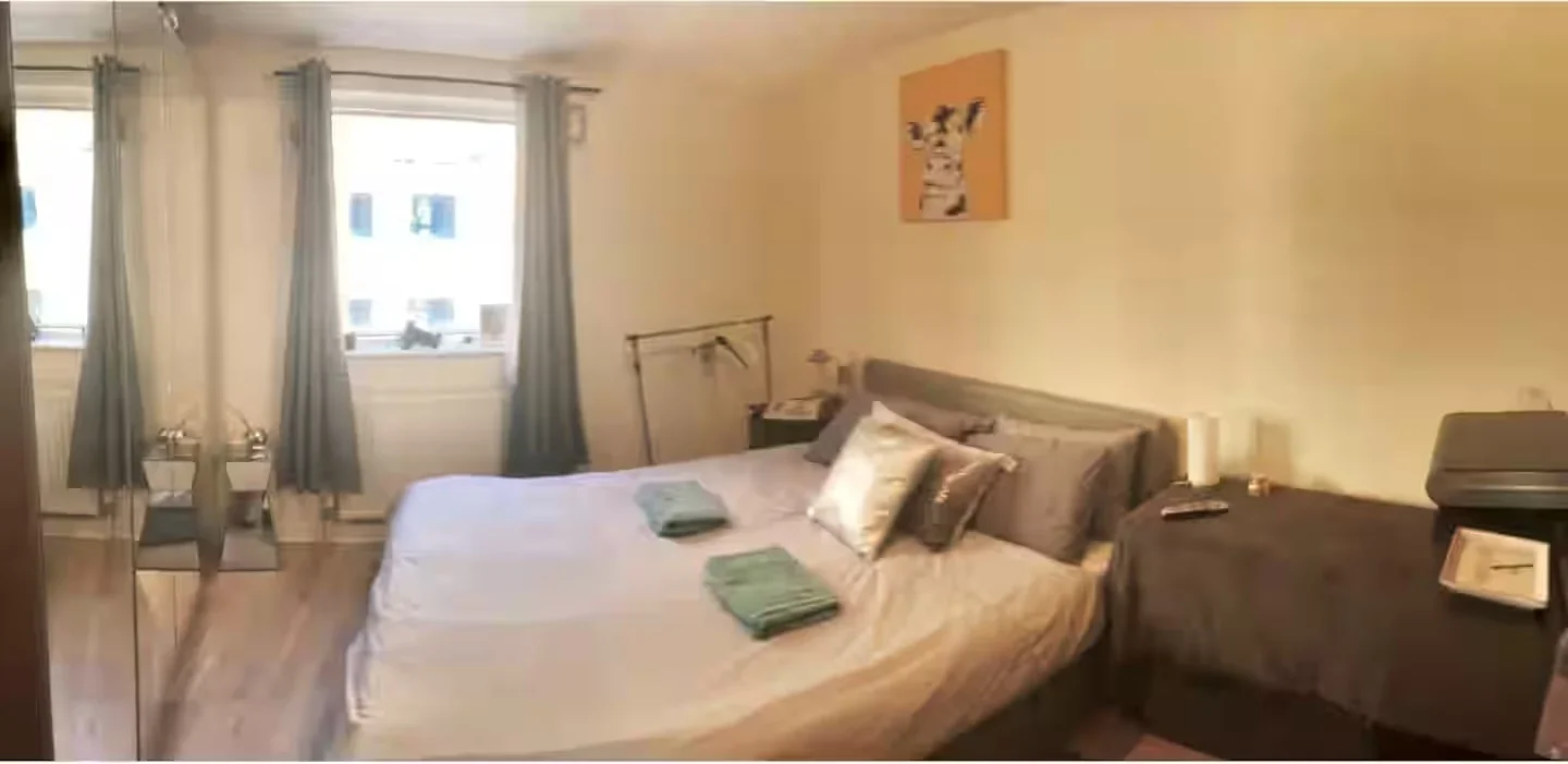 Flat Holmes Road in Greater London