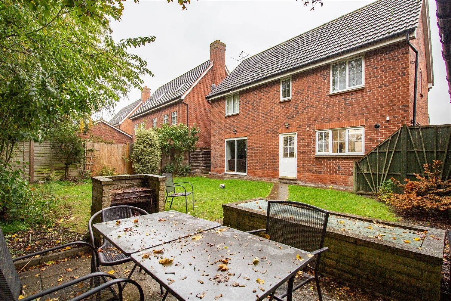 House Goldfinch Close in Charnwood