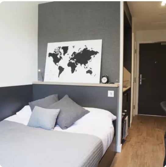 Flat Loampit Vale in Greater London