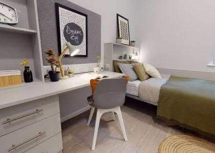 Room Pitfield Street in Greater London