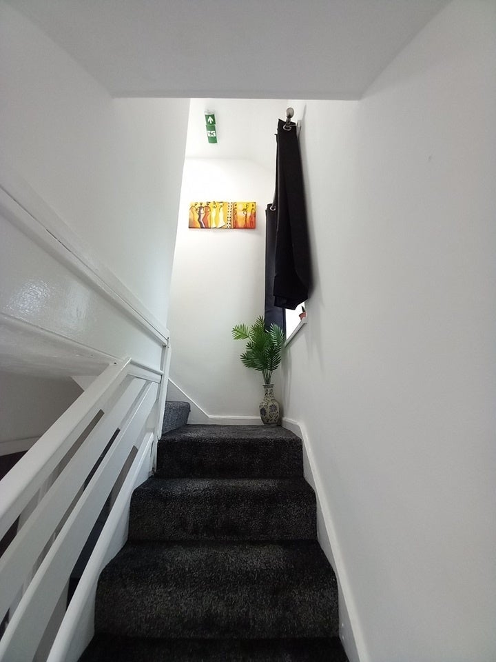 Room Lodge Avenue in Greater London