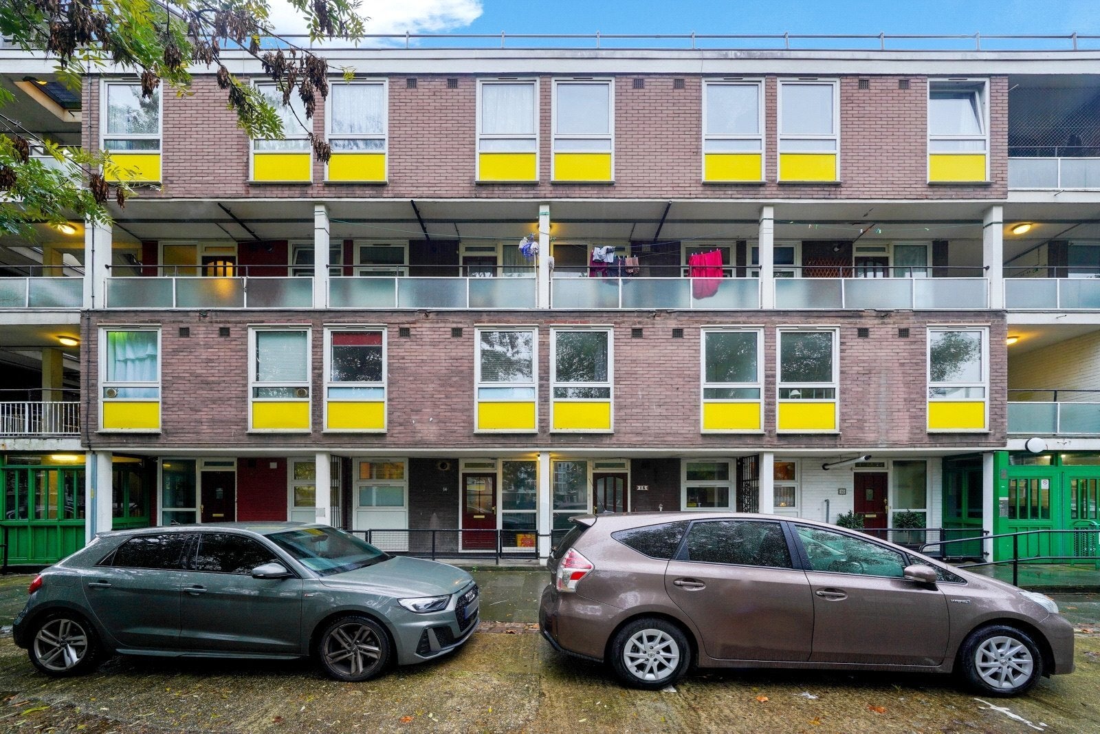 Flat Clarence Gardens in Greater London