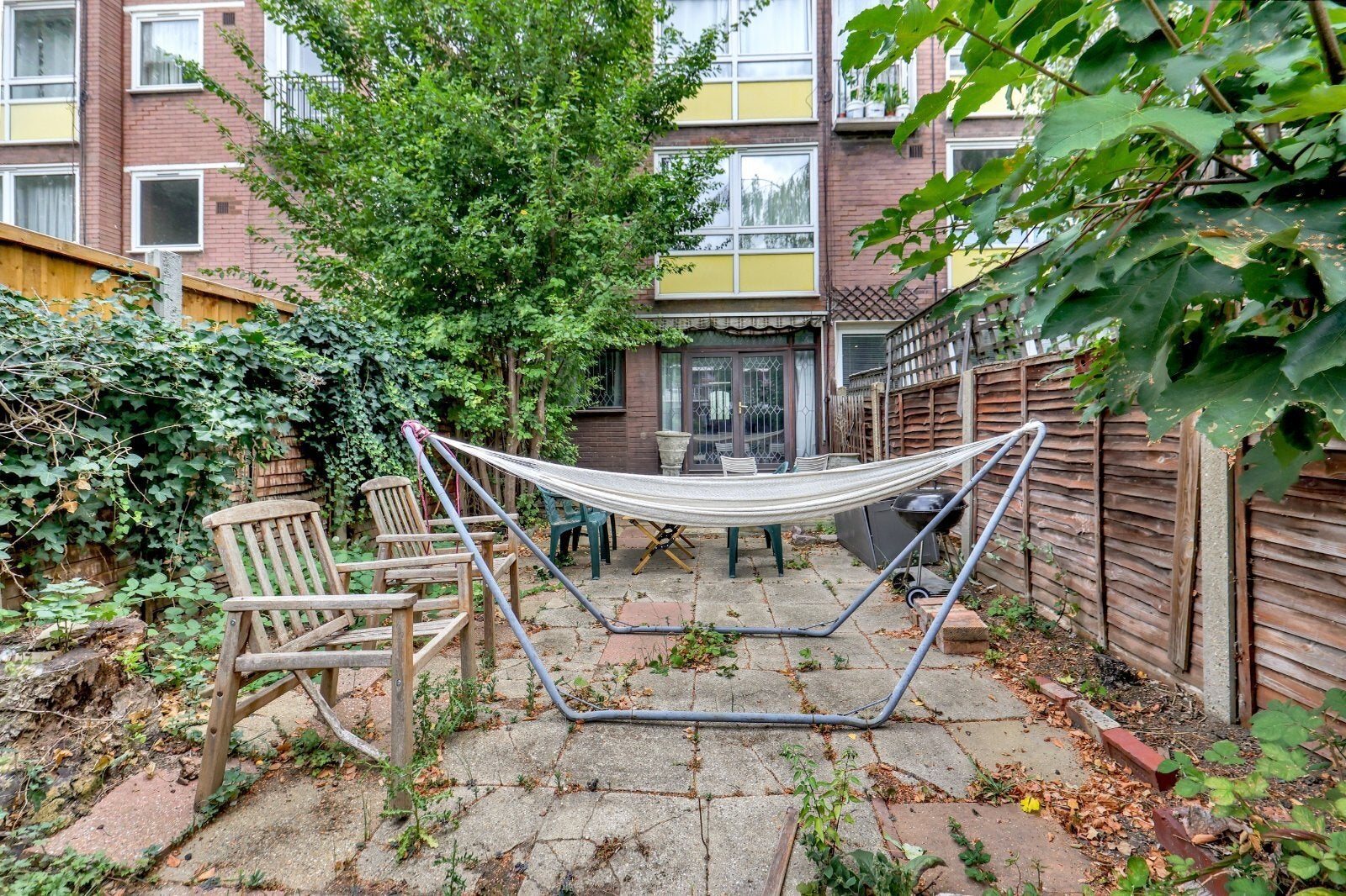 Flat Clarence Gardens in Greater London