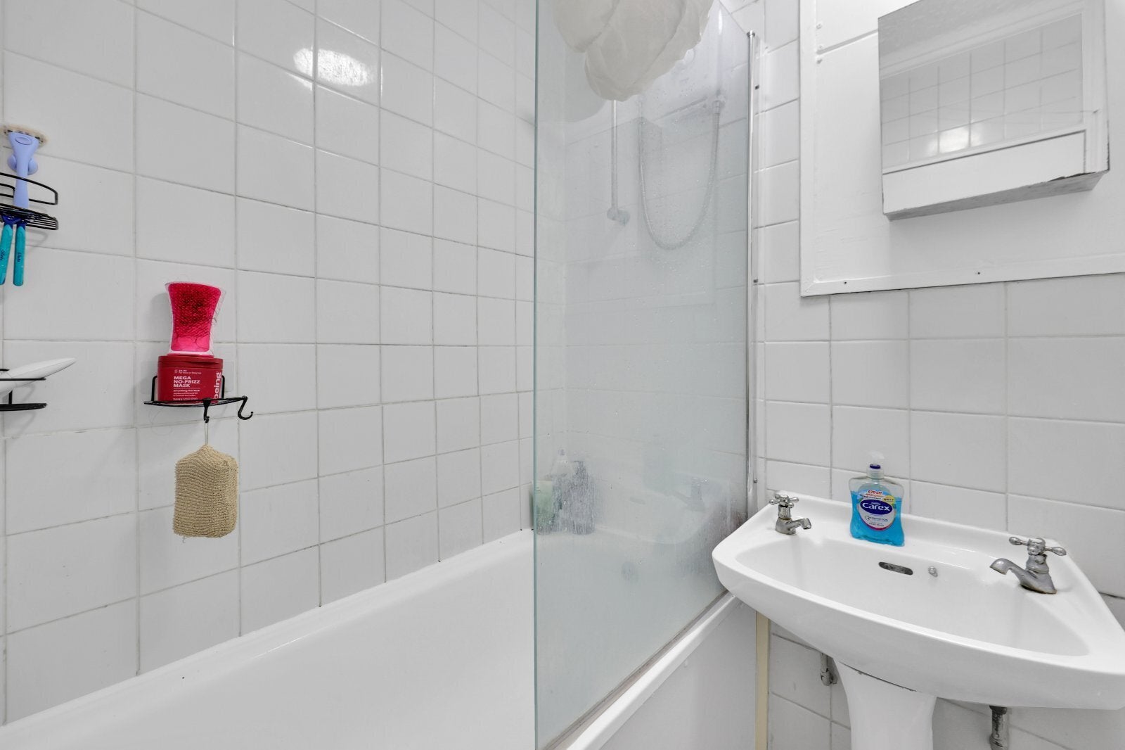 Flat Clarence Gardens in Greater London