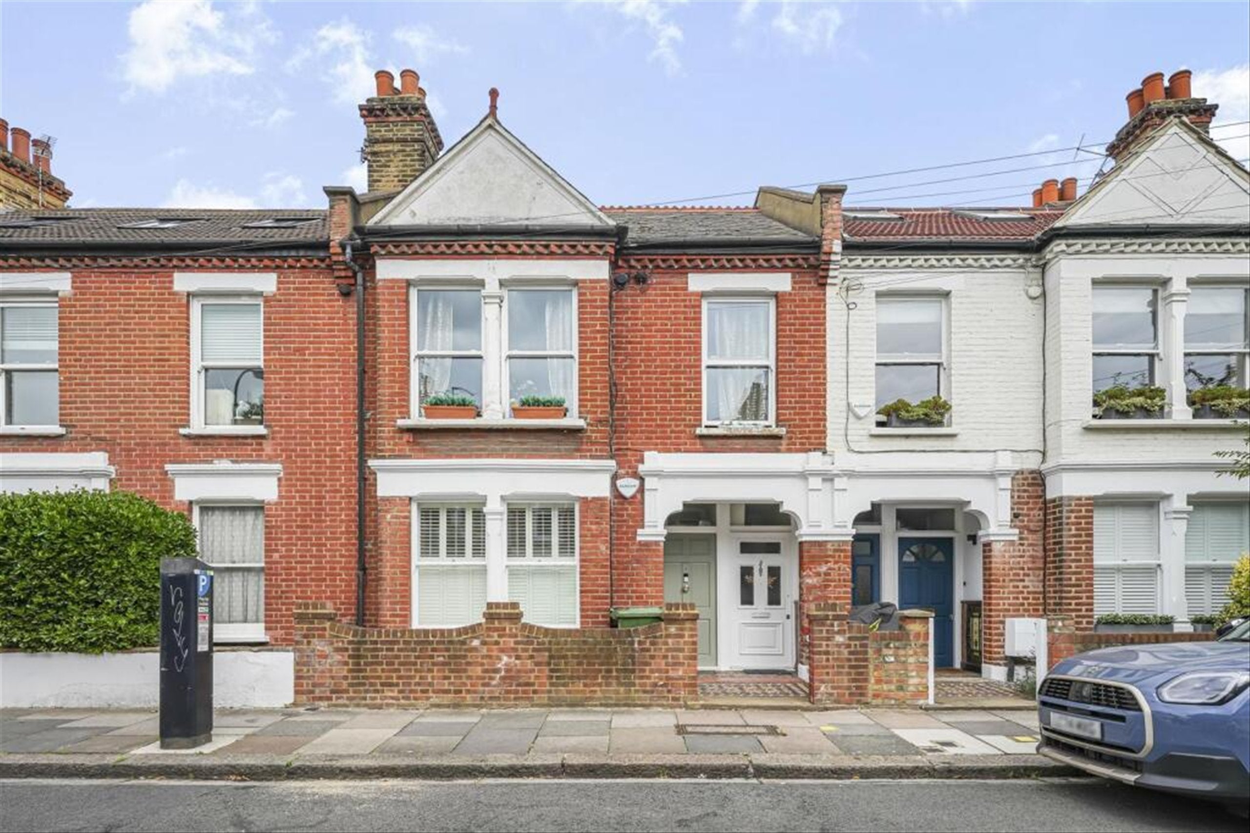 Flat Kingwood Road in Greater London