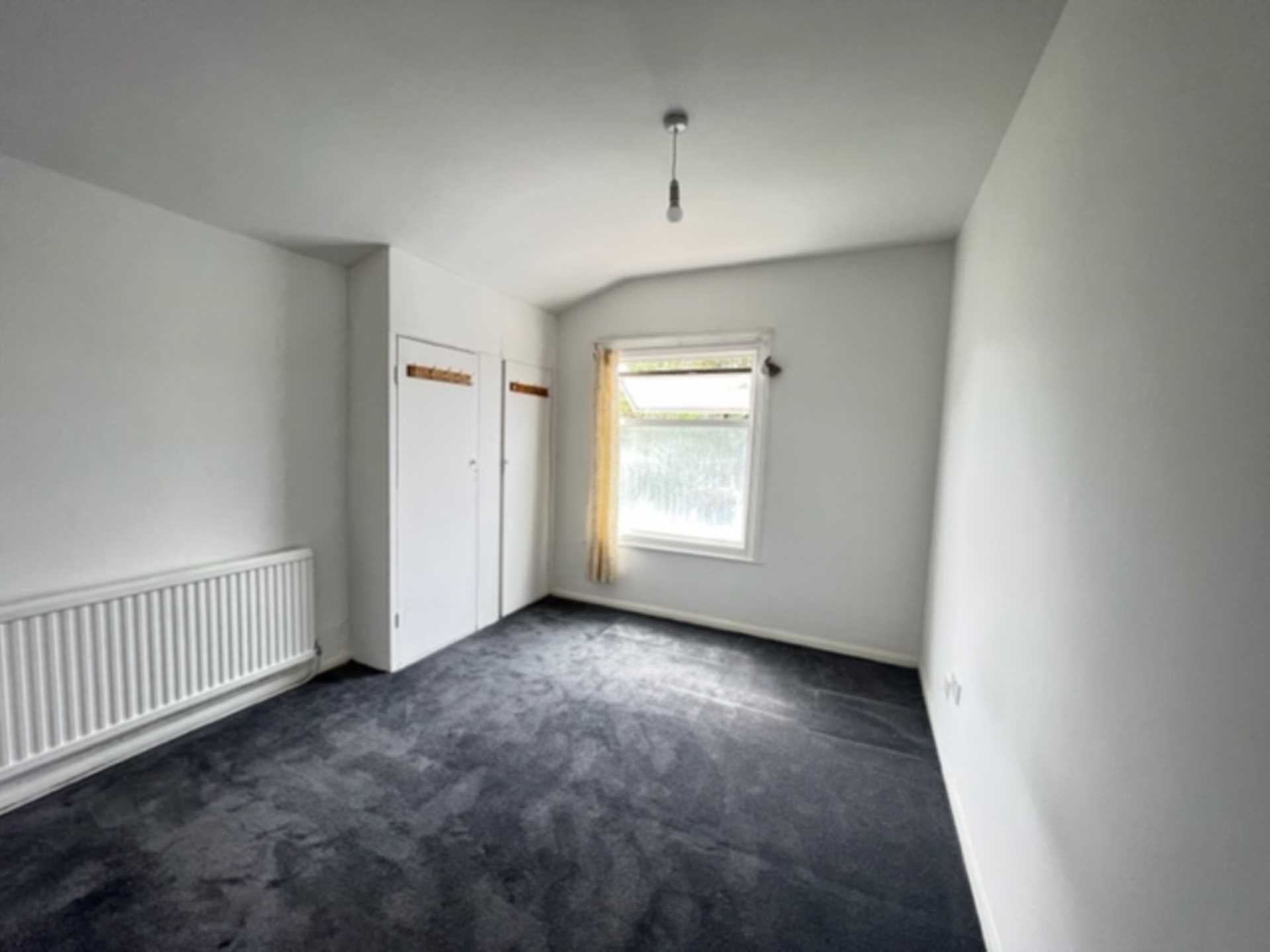 Room St Mary's Road in Greater London