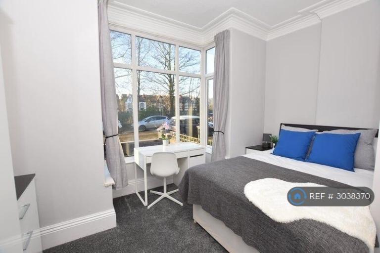 Room Beaufort Road in Birmingham