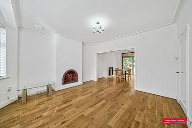 House Westbury Road in Greater London