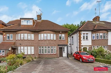 House Westbury Road in Greater London
