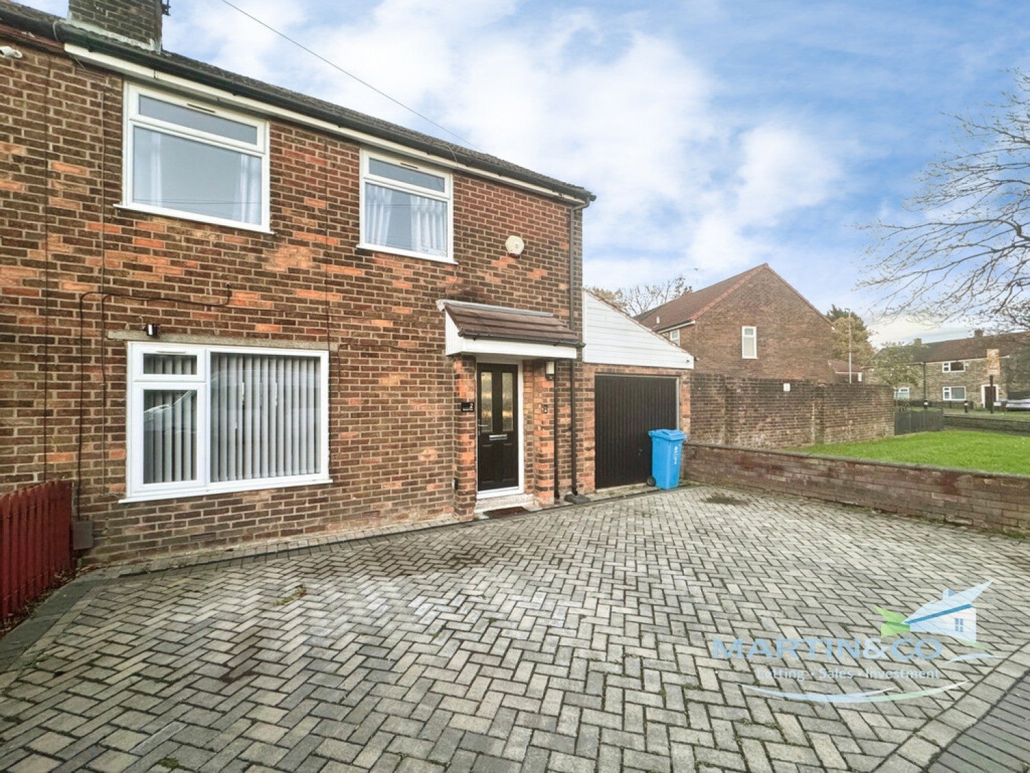 House Tanners Fold in Oldham