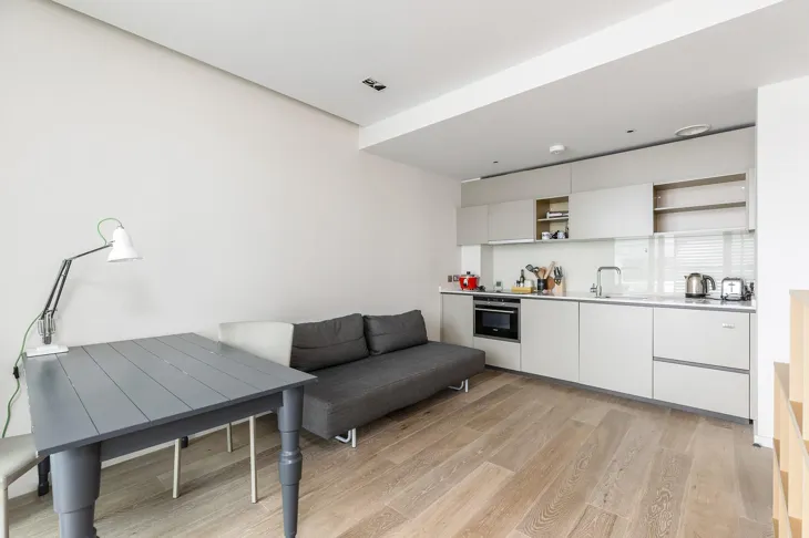Flat York Way in Greater London