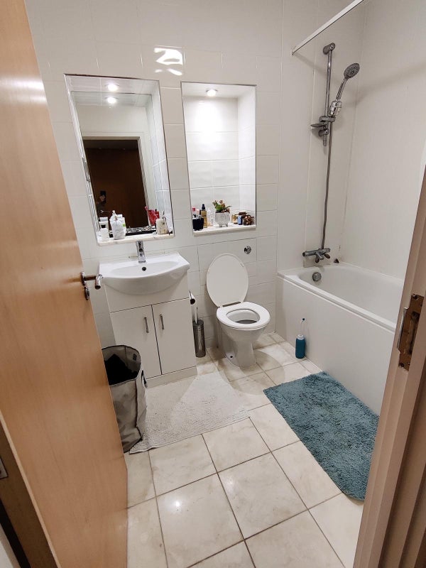 Room City Walk in Greater London