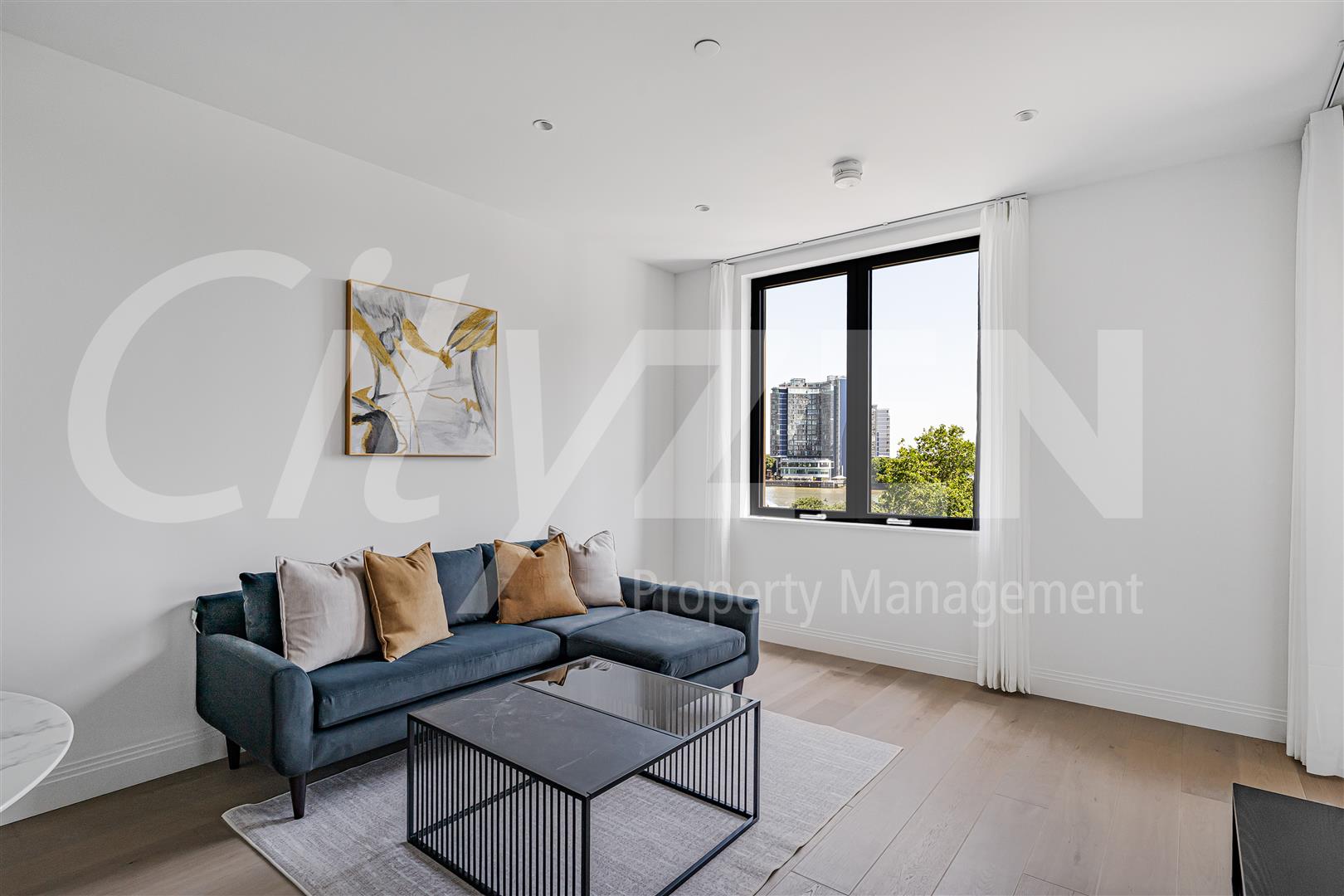 Flat William Morris Way in Greater London