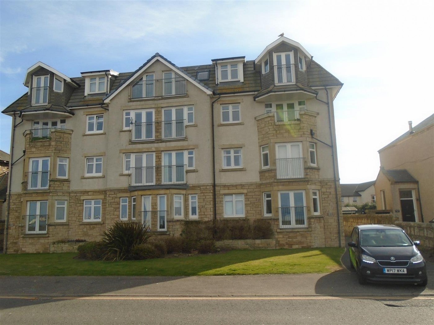Flat Winton Circus in Saltcoats