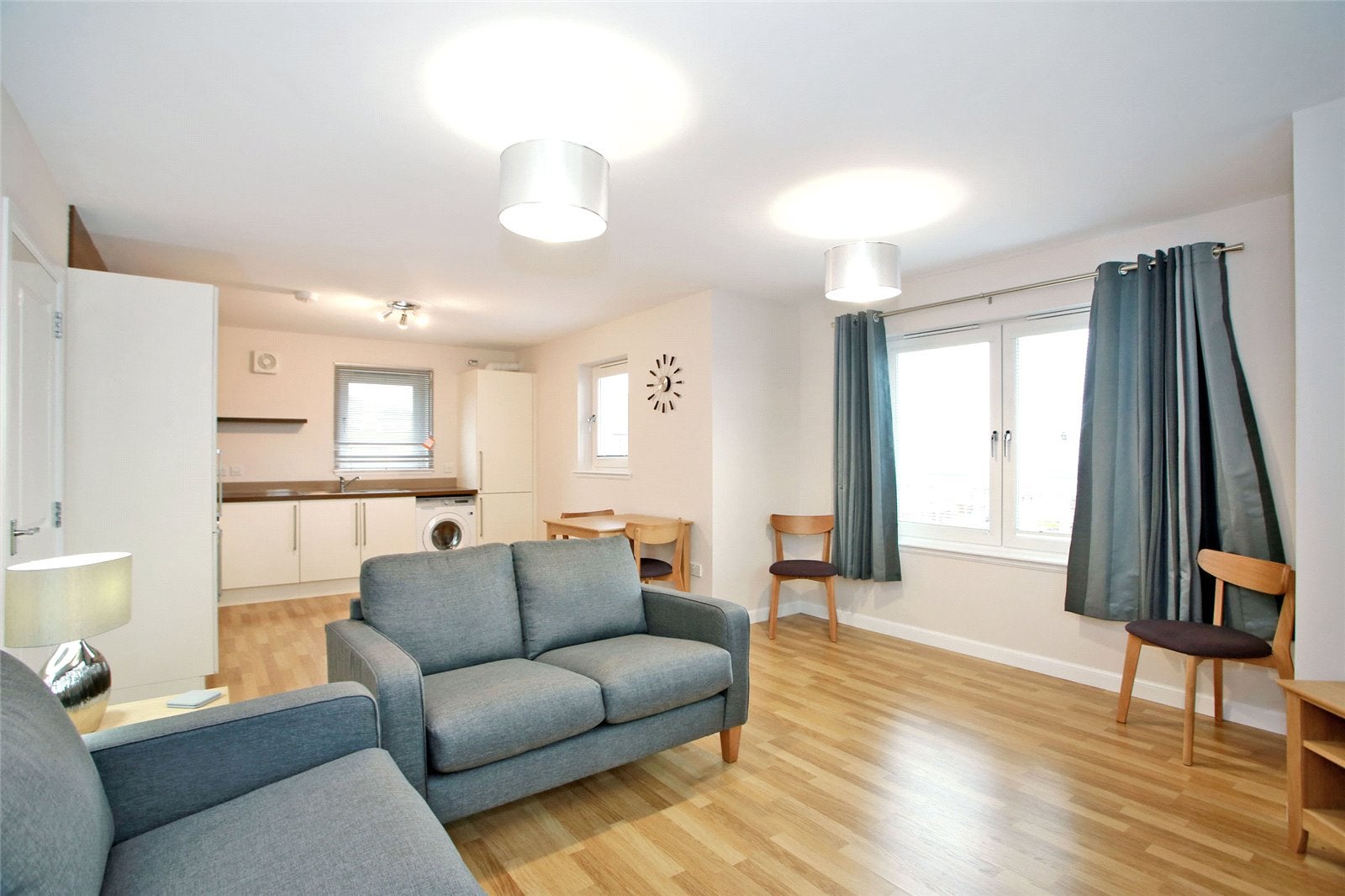 Flat Broadshade Drive in Westhill