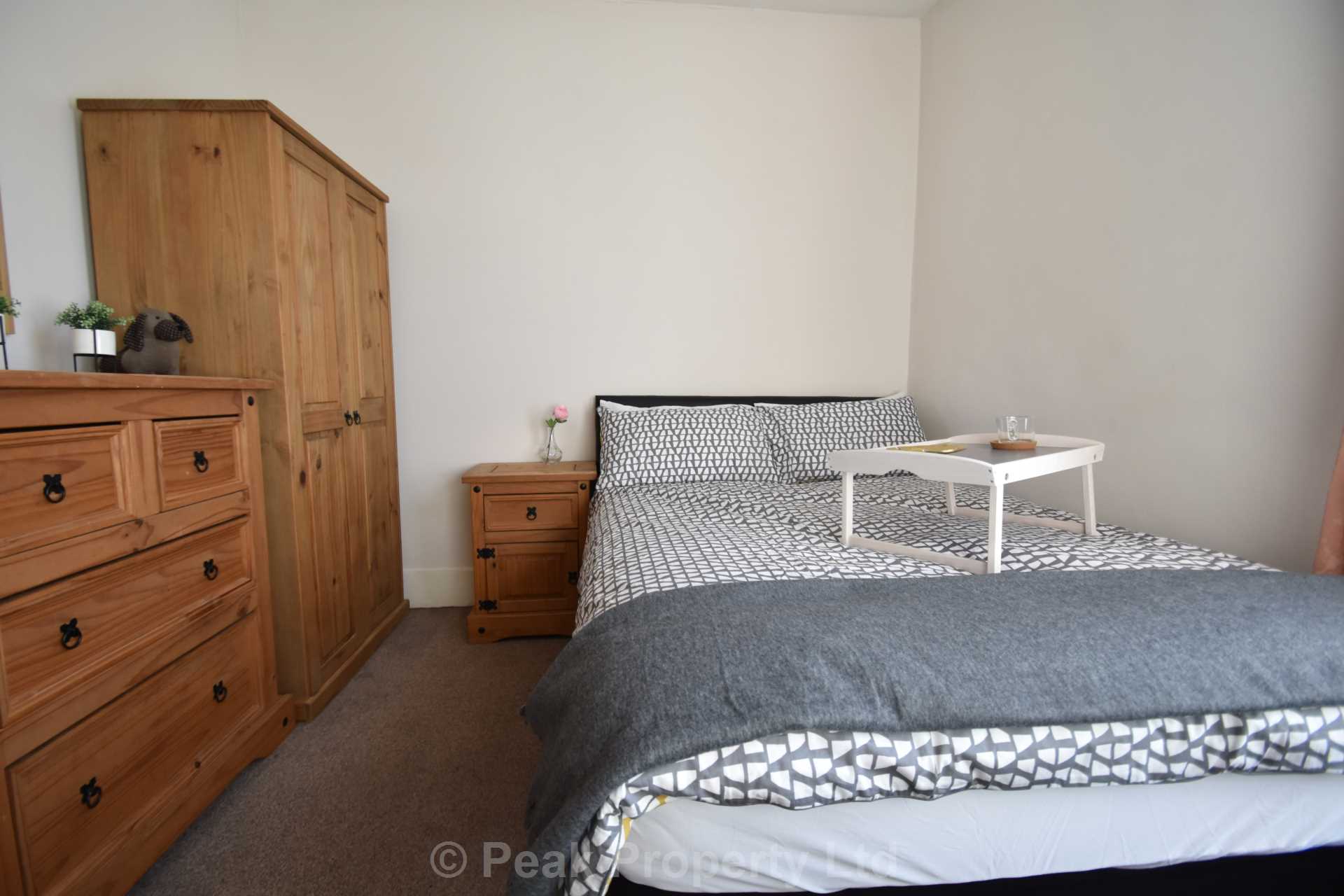 Room Gordon Road in Southend-on-Sea
