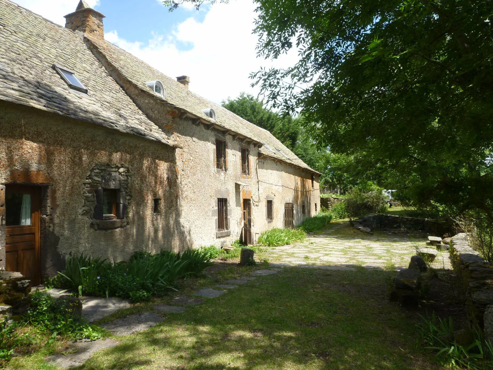 Room Rue du Mouniol in Champs-sur-Tarentaine-Marchal
