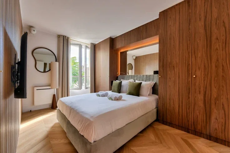 Appartement Rue de Bassano à Paris