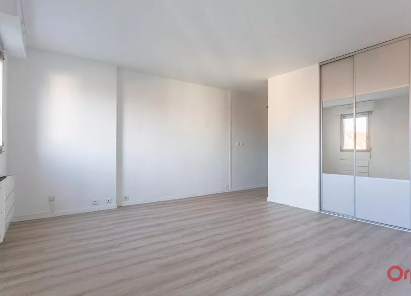 Flat Rue des Camélias in Savigny-sur-Orge