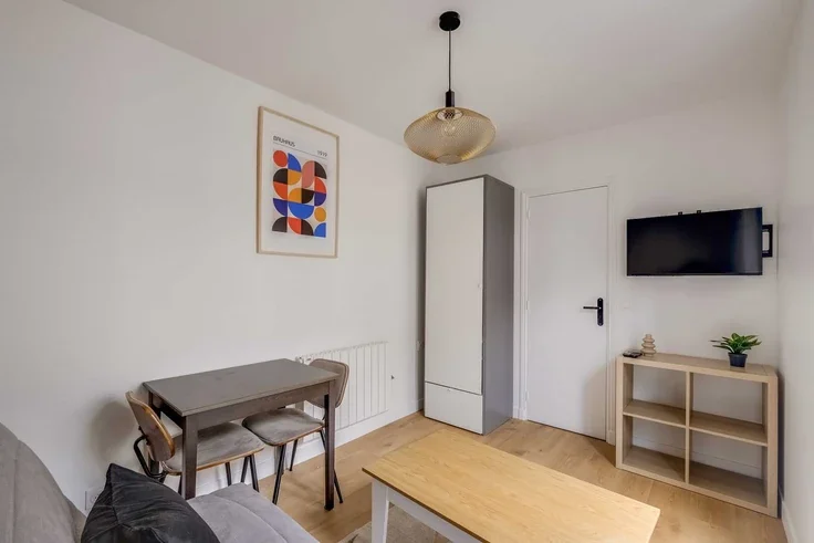 Appartement Rue des Trois Bornes à Paris