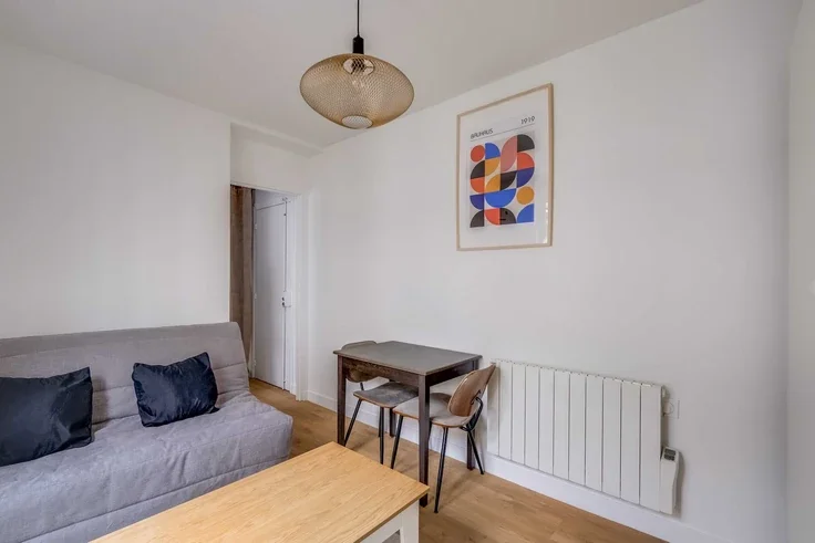 Appartement Rue des Trois Bornes à Paris
