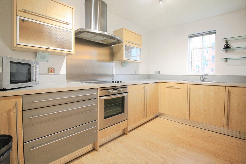 Flat Hoole Lane in Chester