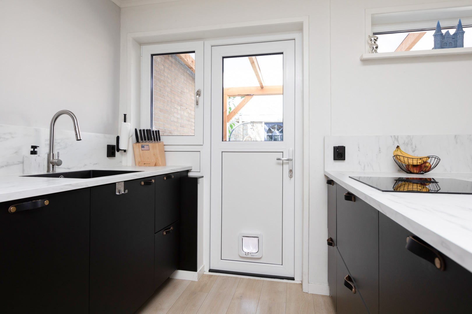 Tussenwoning te koop: Scherwolderhemstraat 22, Sneek