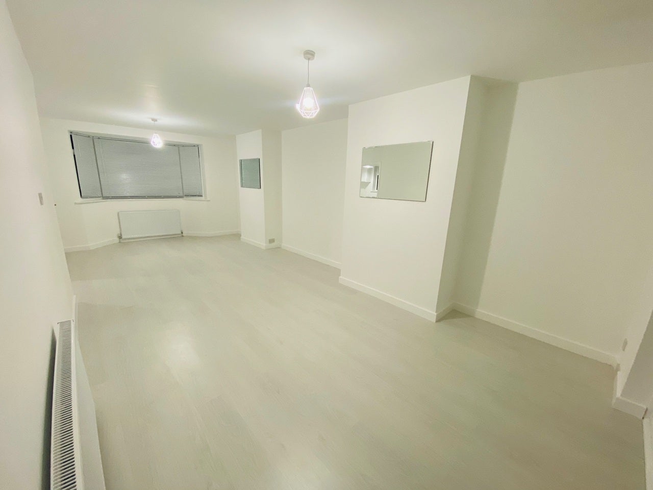 Room Blackwell Drive in Watford