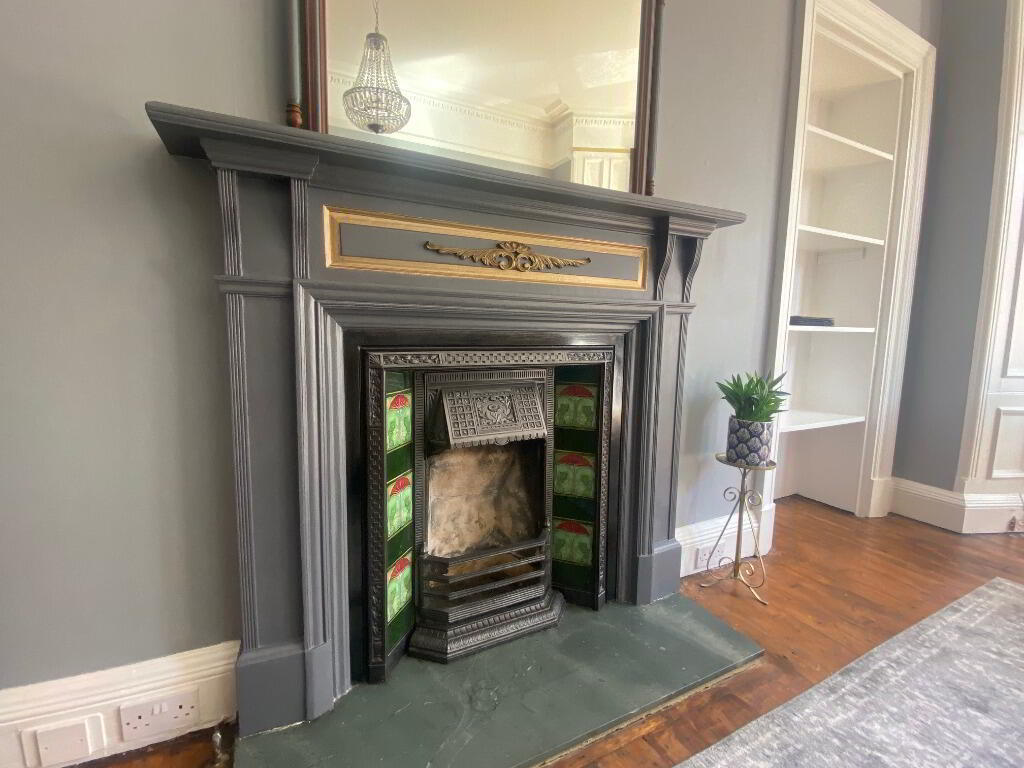 Flat New Mart Road in City of Edinburgh