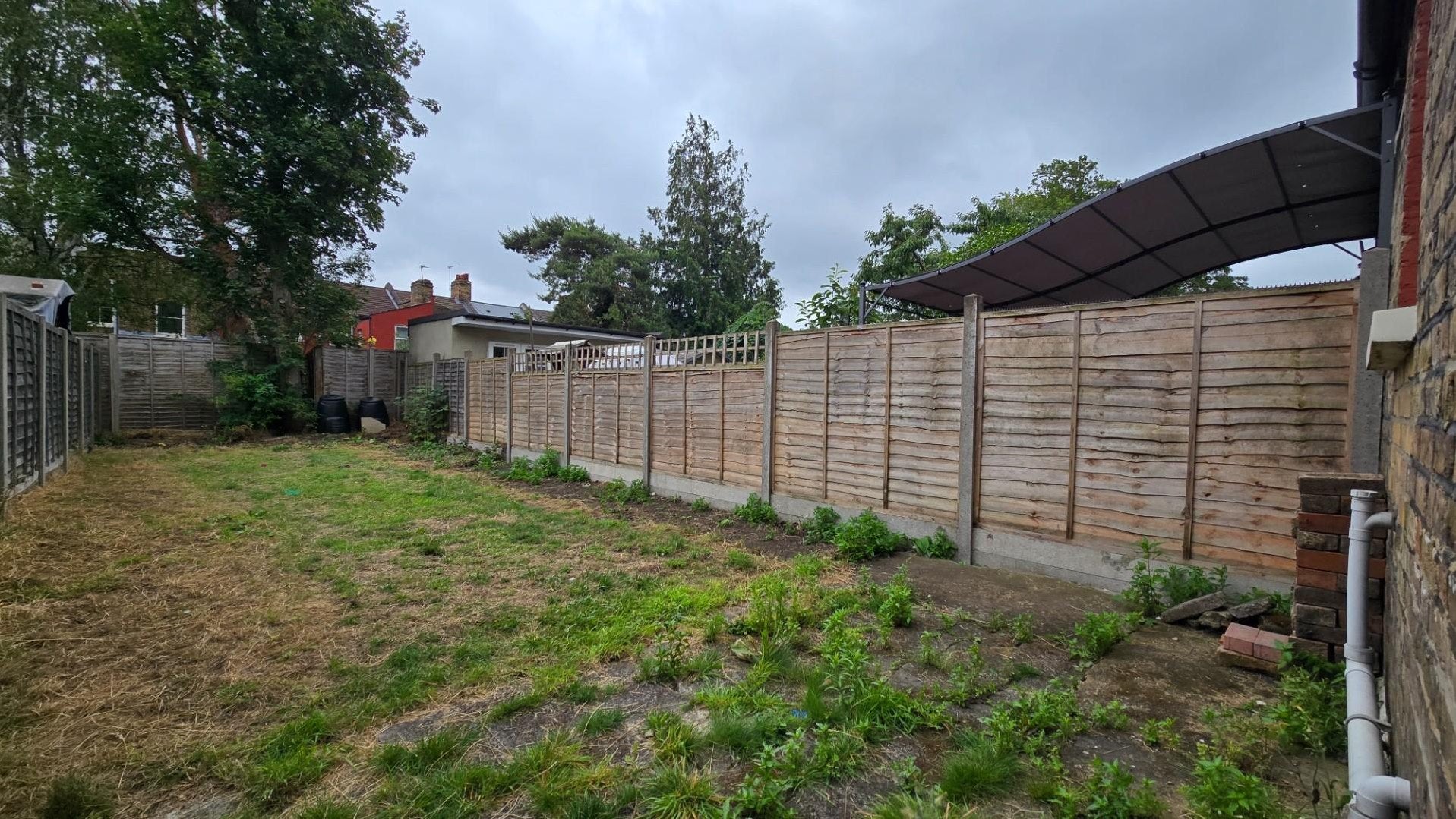House Avondale Road in Greater London