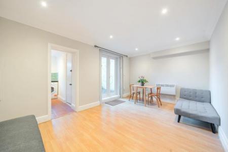 Flat Westbourne Park Villas in City of Westminster