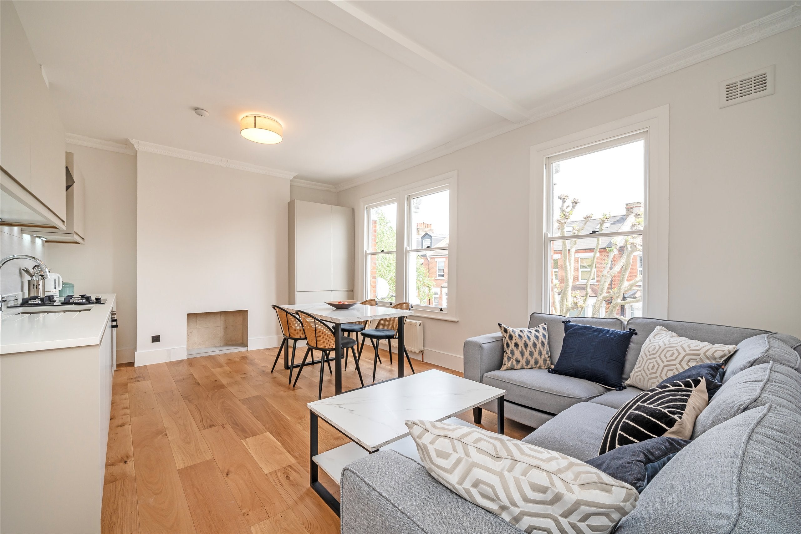 Flat Portnall Road in City of Westminster