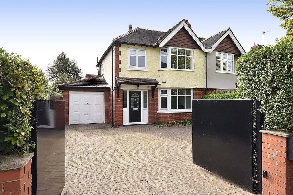 House Westfield Drive in Knutsford