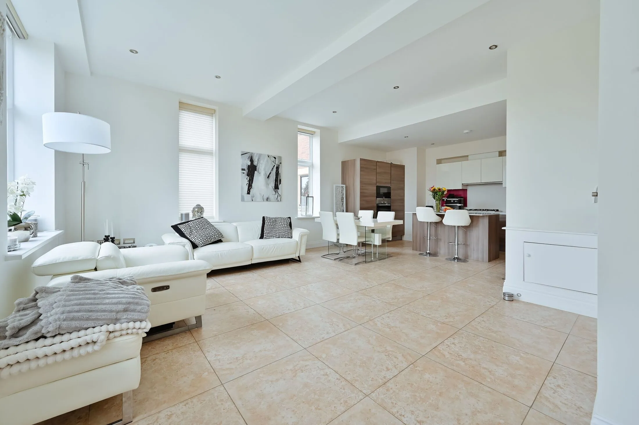 Flat Royal Connaught Drive in Hertsmere