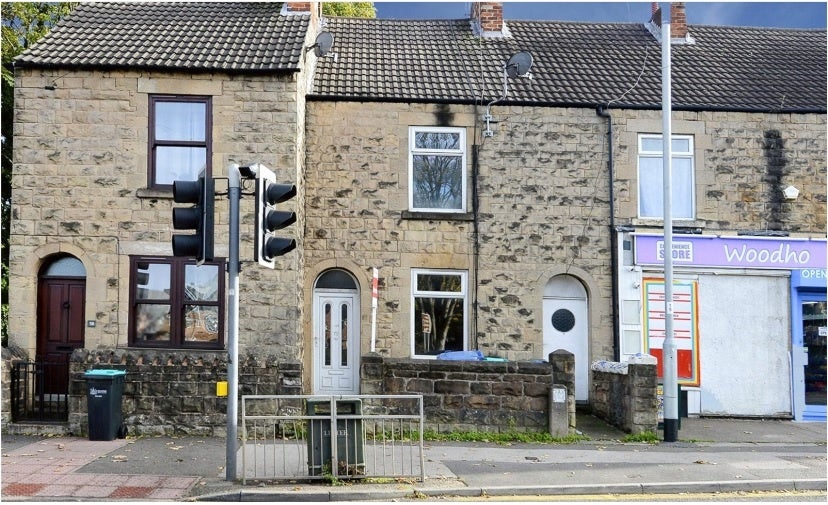 House Woodhouse Road in Mansfield Woodhouse