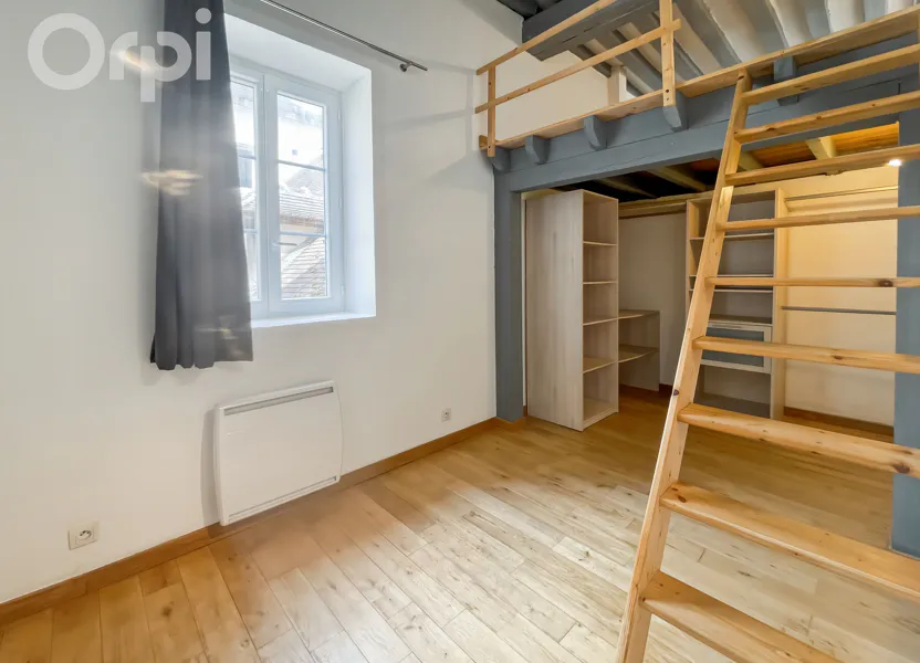 Flat Rue du Lion in Senlis