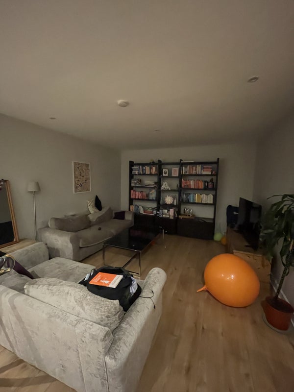 Room New Park Road in Greater London