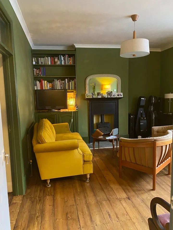 Flat Kitchener Road in Greater London