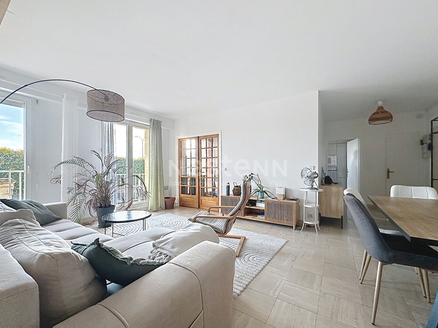 Flat Rue Michel Bléré in Lamorlaye