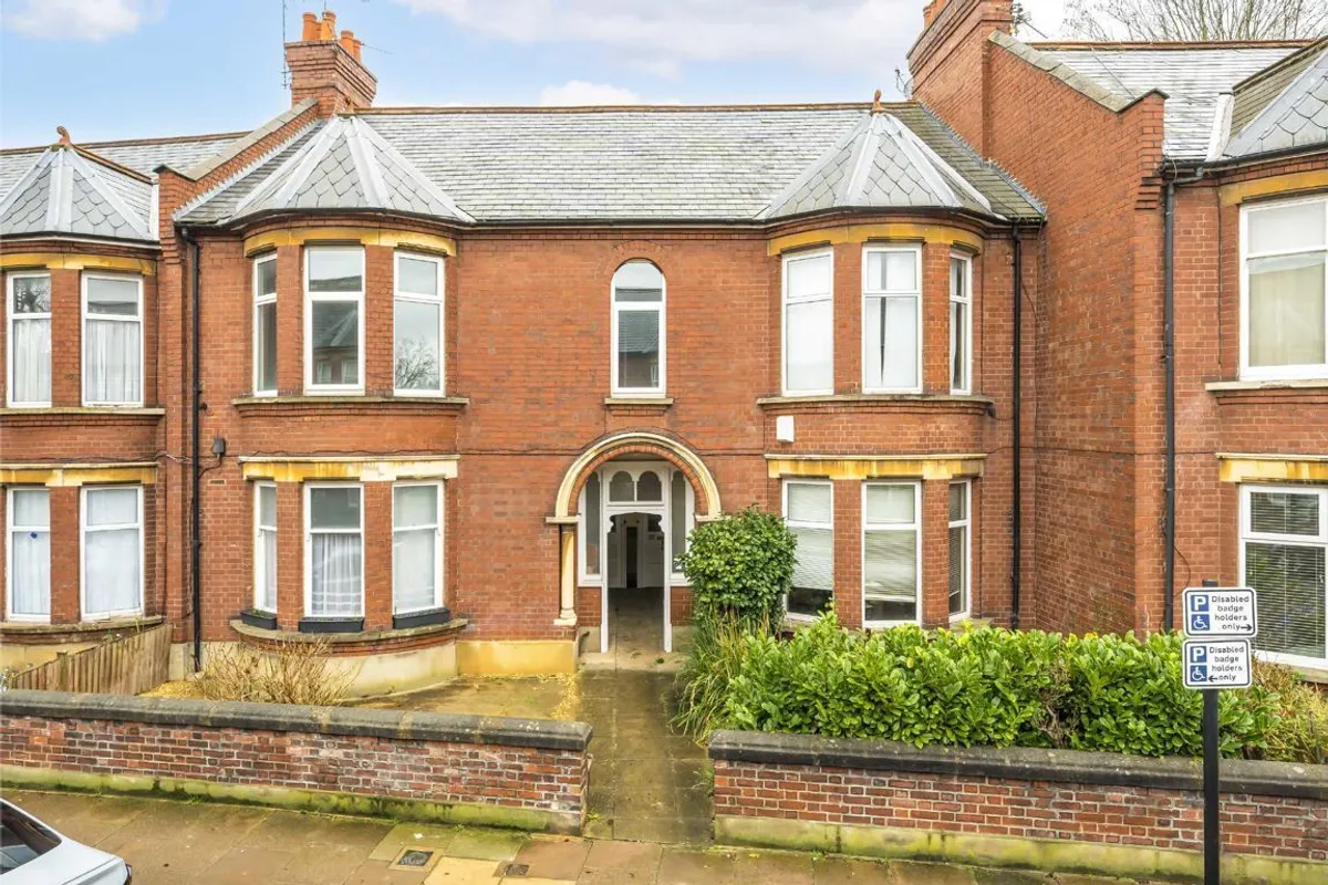 House Radbourne Road in Greater London