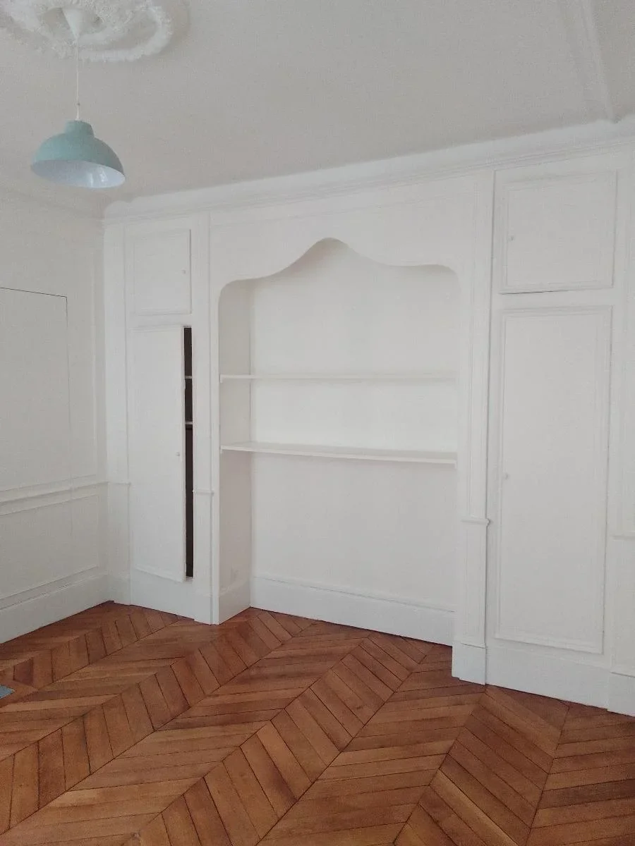 Flat Rue du Mail in Paris