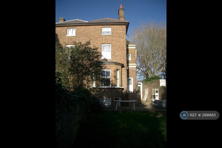 House Fairfield South in Greater London