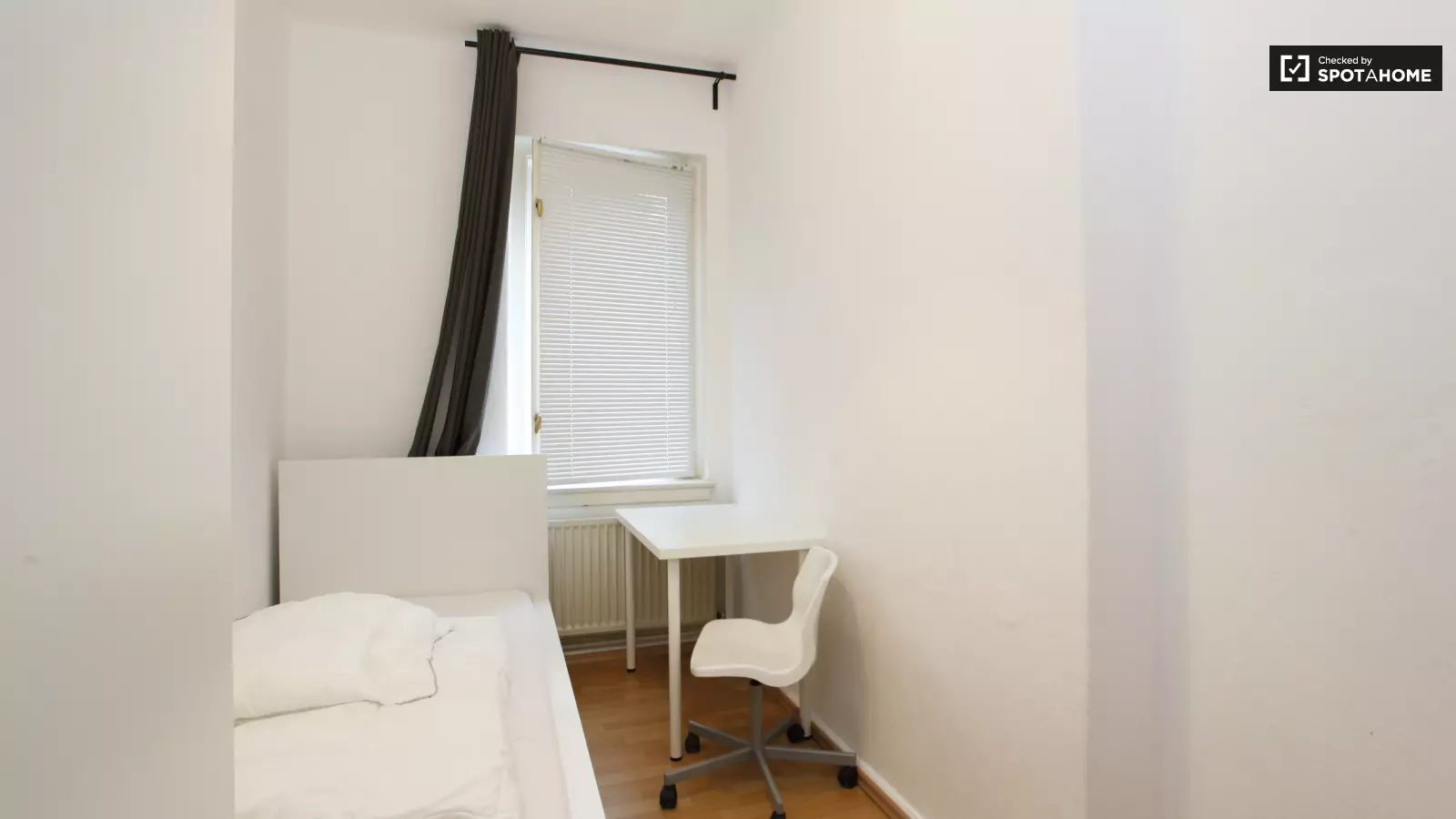 Wohnung Rheinstraße in Berlin