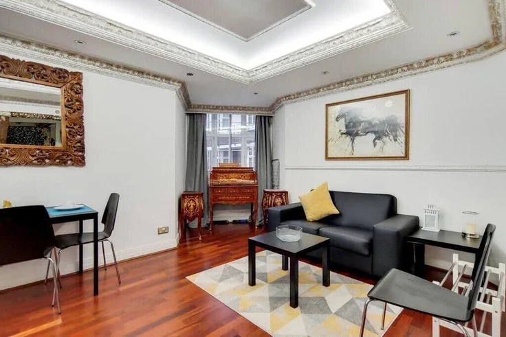Flat Brompton Road in City of Westminster