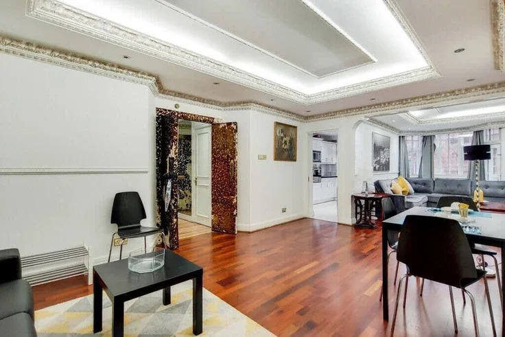 Flat Brompton Road in City of Westminster