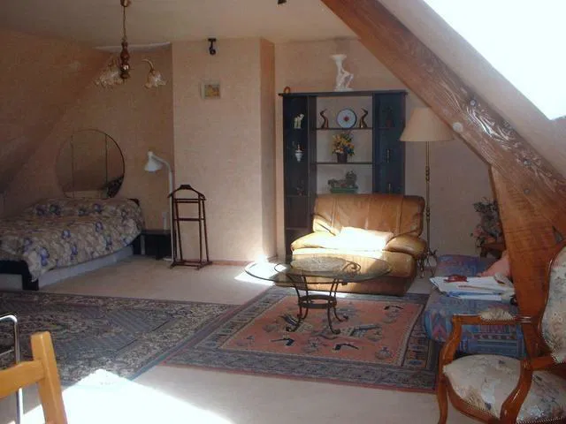 Chambre Rue Aristide Briand à Conflans-Sainte-Honorine