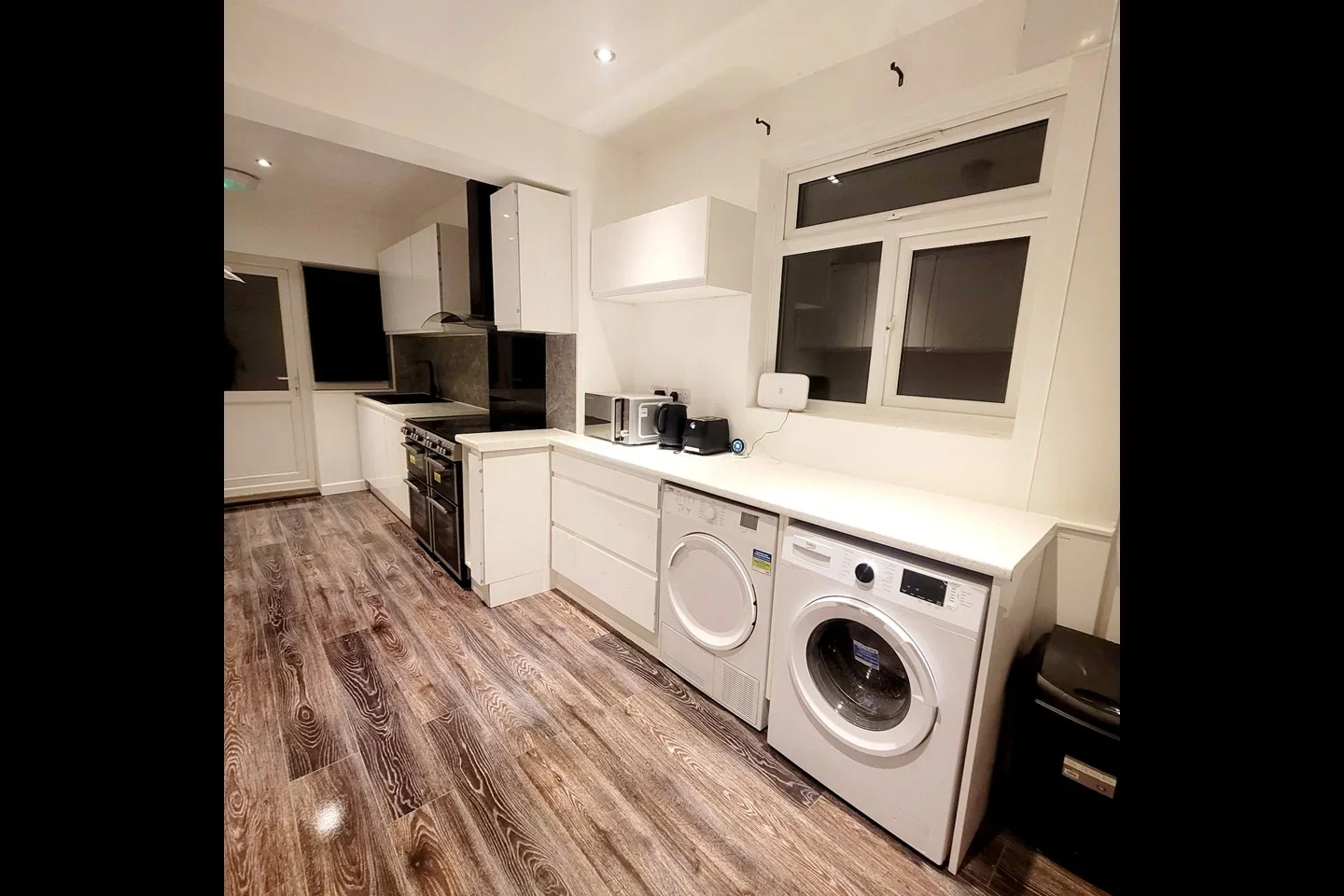 Room Rectory Close in Greater London