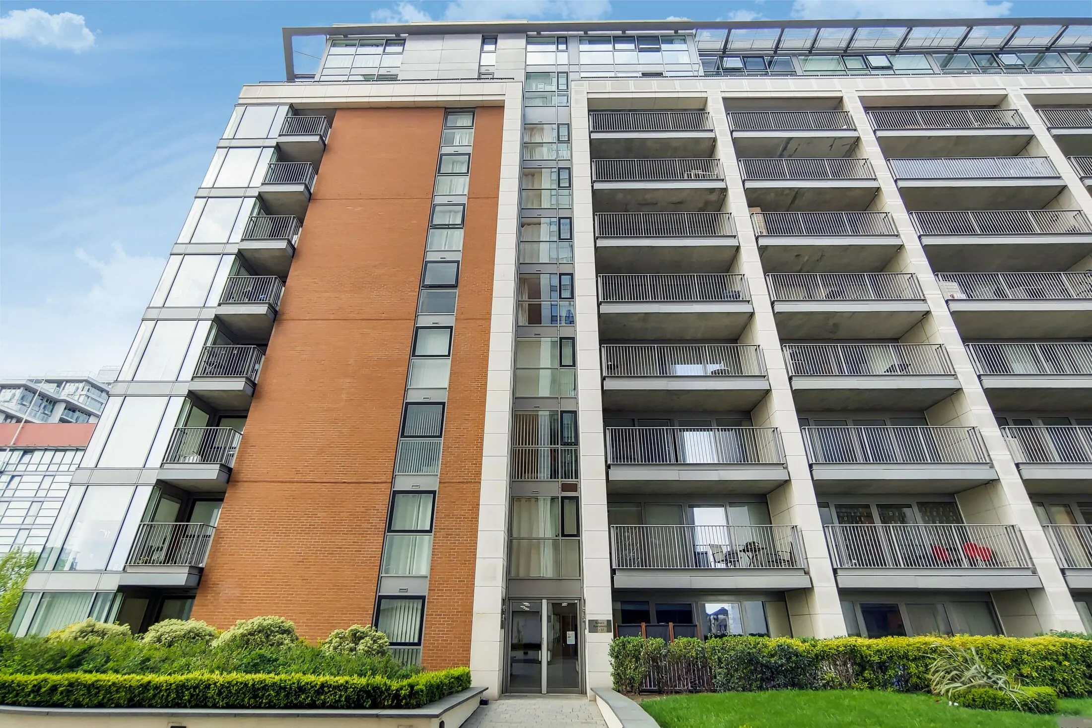 Flat ExCeL Marina in Greater London