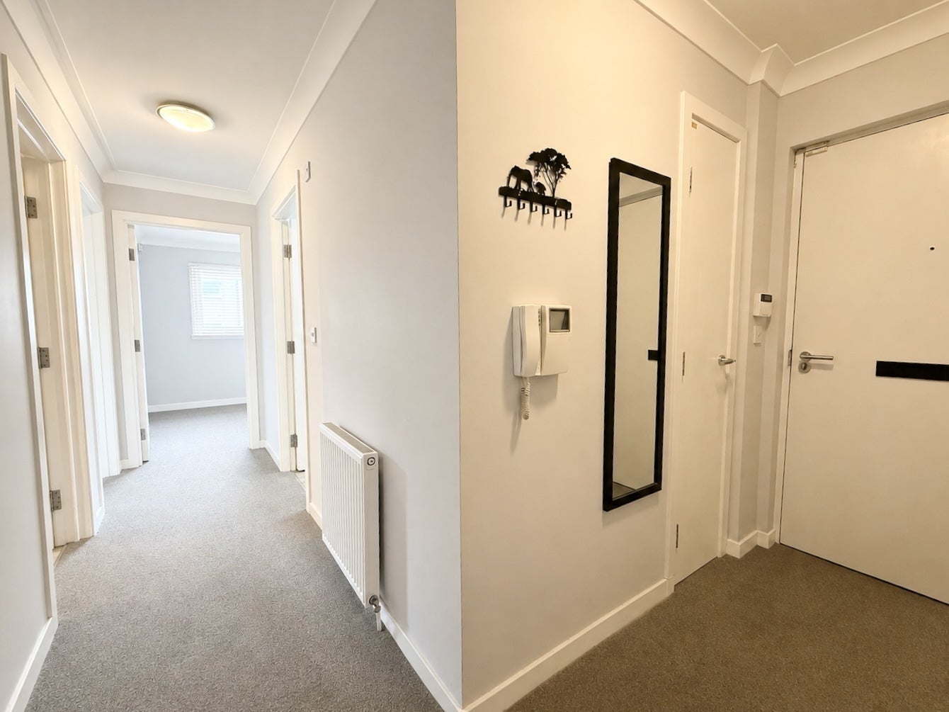 Flat Hillfoot Street in Glasgow