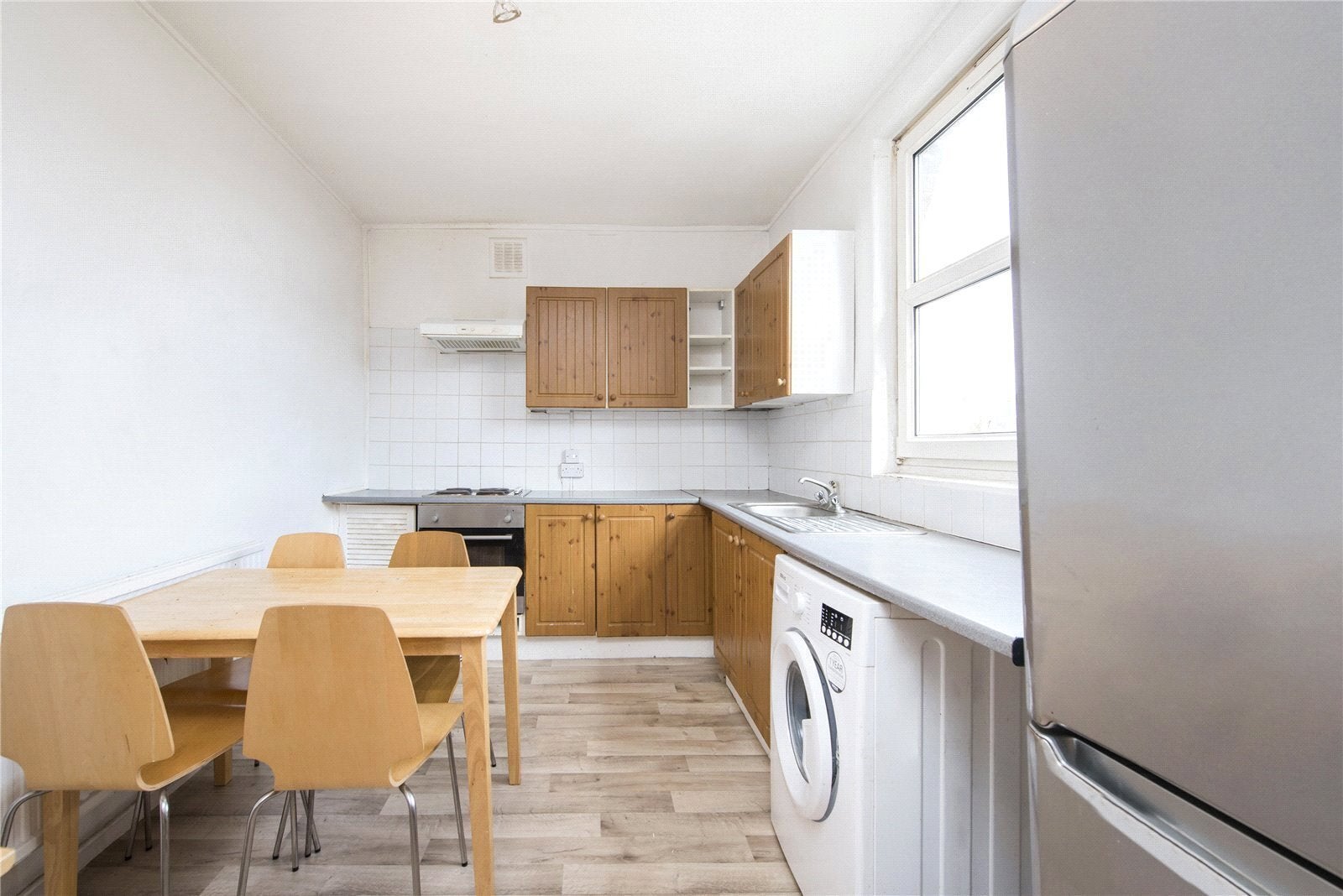 Flat Mapledene Estate in Greater London